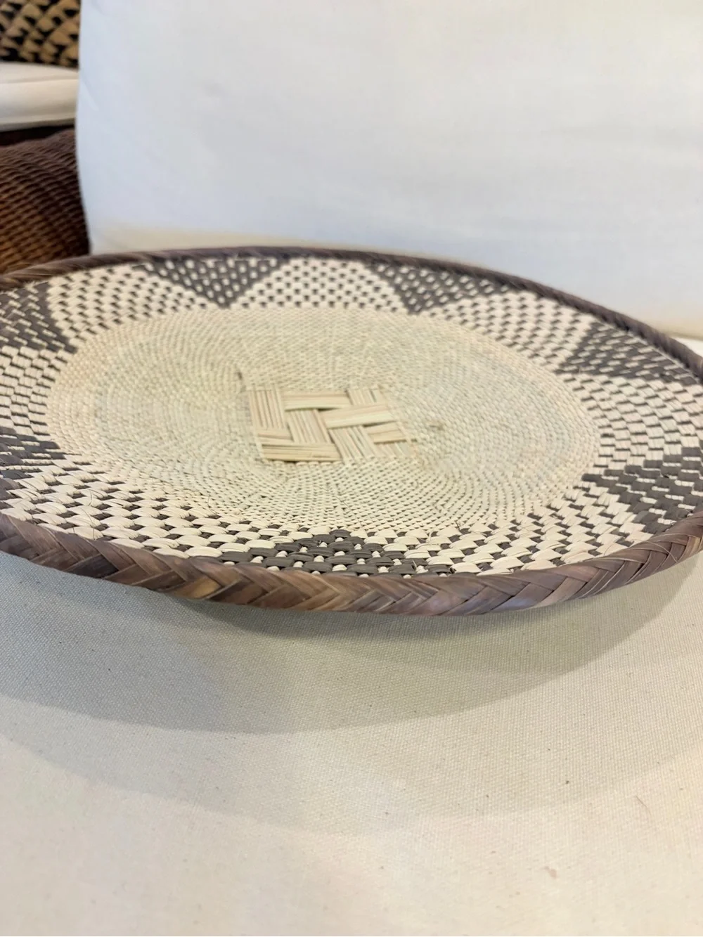 NEW Simple Africa Woven Basket. Made by the Binga people of Zambia/Zimbabwe